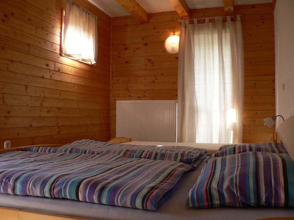 Apartments And Holiday Home Grohar Краньска Гора Номер фото