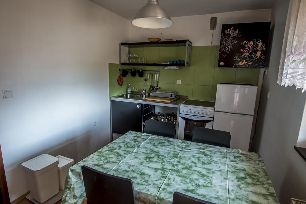 Apartments And Holiday Home Grohar Краньска Гора Экстерьер фото